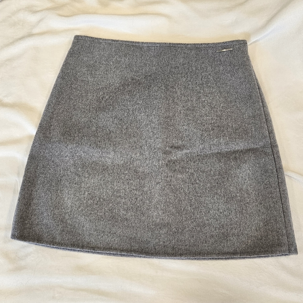 Elie Tahari wool blend skirt, 10